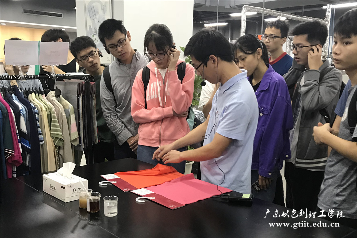 同学听产品功能介绍_副本_副本.jpg