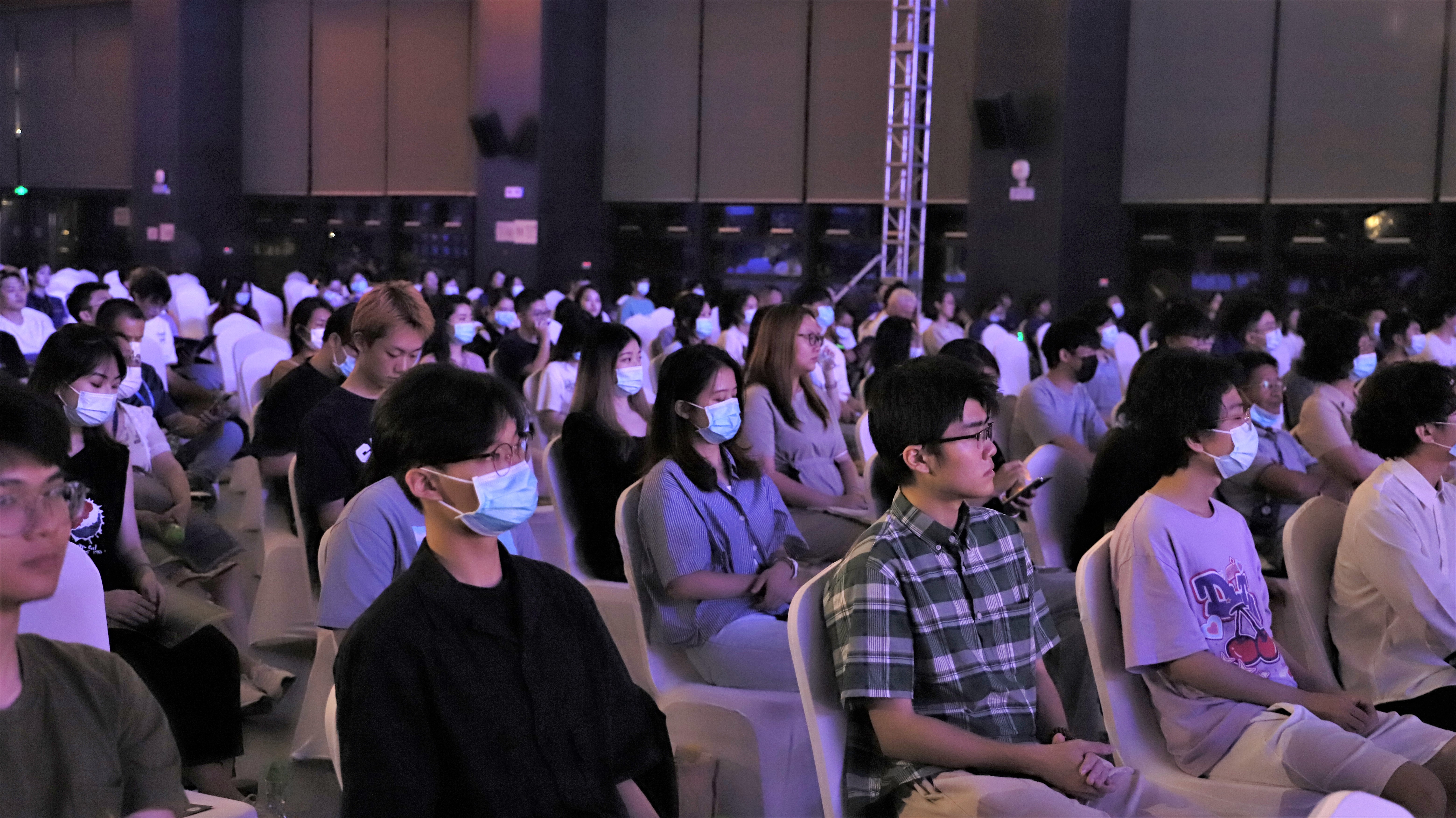 Audience 2.JPG
