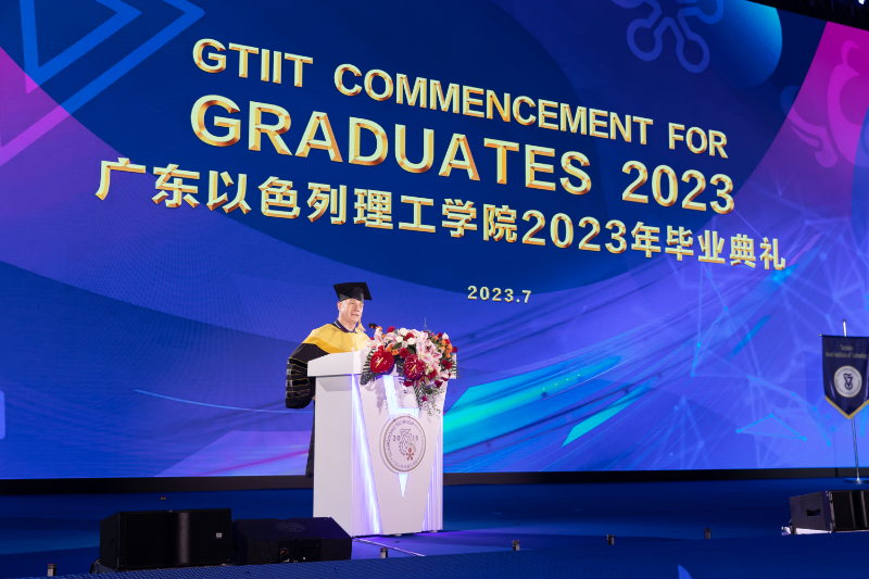 CR6_1390.jpg